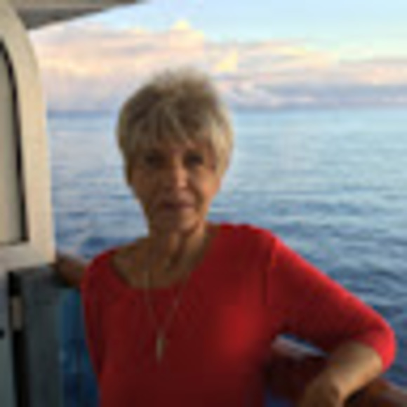 Meet your Posher, Ellen - Picture 1 of 1